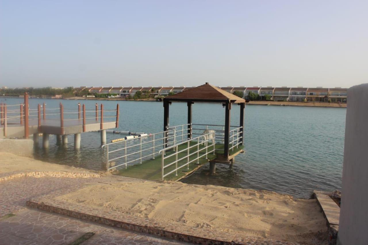 شاطئ السعادة- درة العروس Villa *